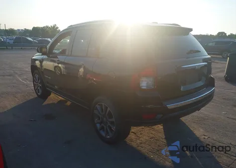 2014 Jeep Compass Limited из США, поврежденный, VIN 1C4NJCCB3ED666416